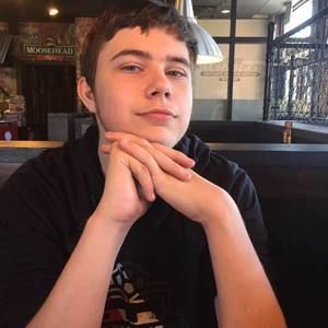 Meet your Posher, Gabby